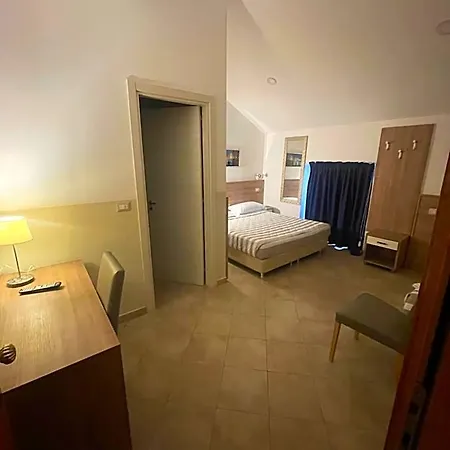 Montecarlo Hotel