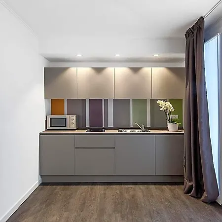 & Urban Padel Apartmanhotel