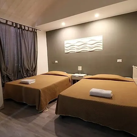 Minas Pensión 3*