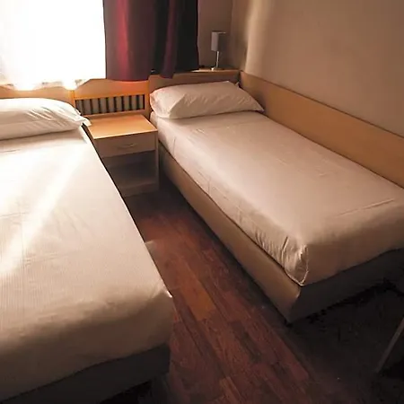 Hotel Di Porta Romana 3*