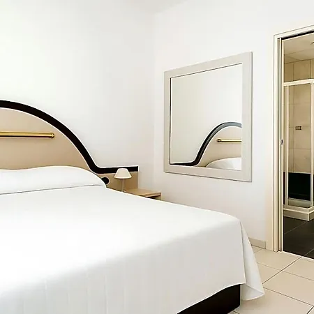 Sechi Otel 3*