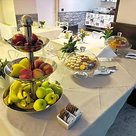 Sechi Otel 3*