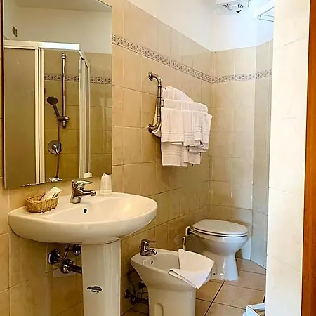 San Siro Fiera Hotell 2*