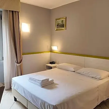 Hotel Brianza 3*