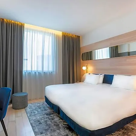 酒店 Voco Milan-fiere By Ihg 4*