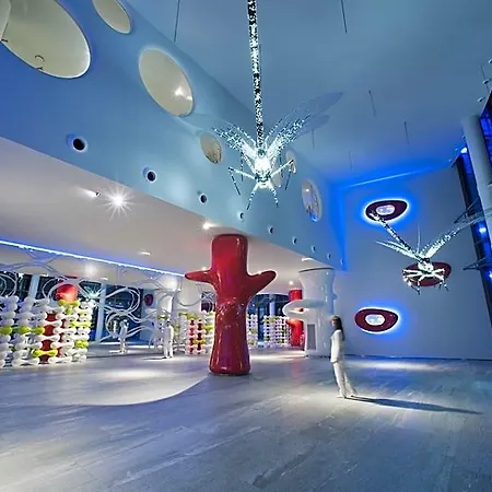 Hotel Voco Milan-fiere By Ihg 4*