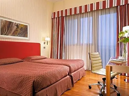 Hotel apartamentowy Unaway & Quark Due 4*