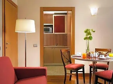 Hotel apartamentowy Unaway & Quark Due Mediolan