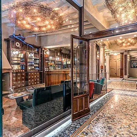 Hotel Santa Marta Milan