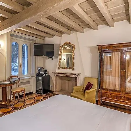Santa Marta 4* Milan
