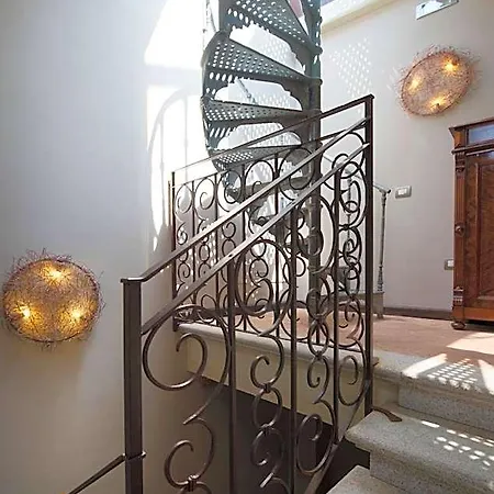 Santa Marta 4* Milão