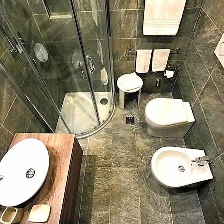 Mec Hotel 3*