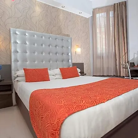 Hotel Piacenza 3*