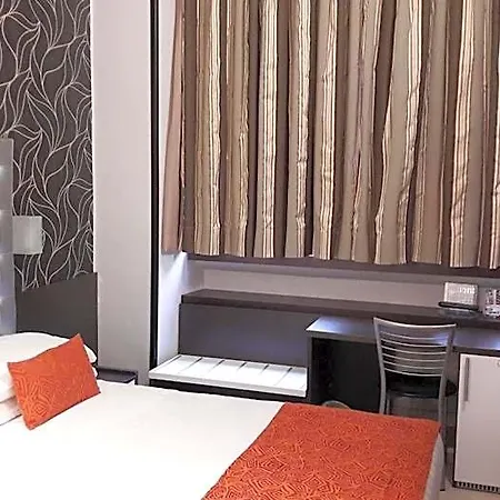 Hotel Piacenza 3*