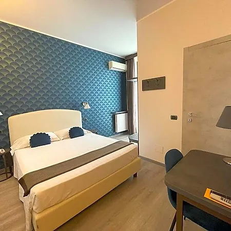 Florence 3*