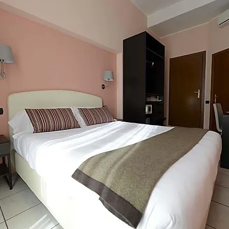 Florence Hotel 3*