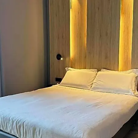 Aosta 3* Милан