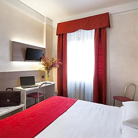 Gamma Hotel 3*