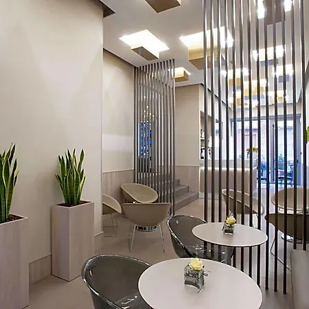 Hotel Gamma