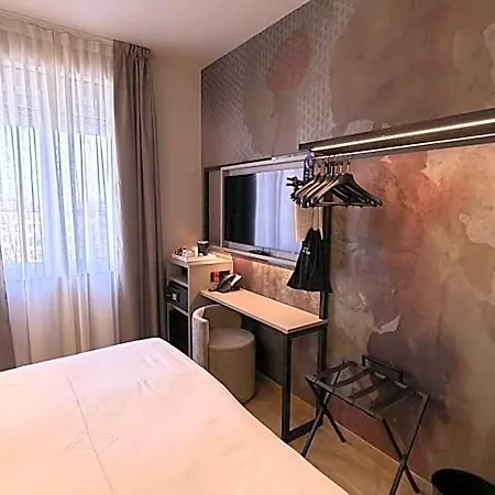 Astoria Sure Collection By Western 3*