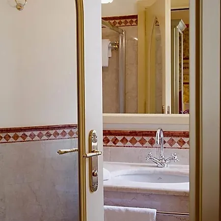 Hotel Regency 4*