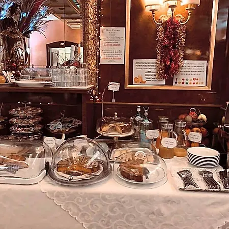 Hotel Vittoria 4*