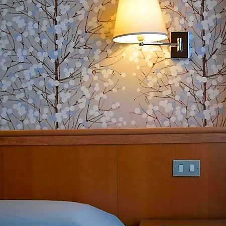Hotel Eco & Bioriso Restaurant 3*