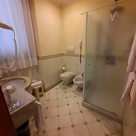 Ξενοδοχείο Andreola 4*