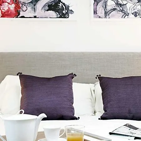 Zambala Luxury Apartahotel Milán