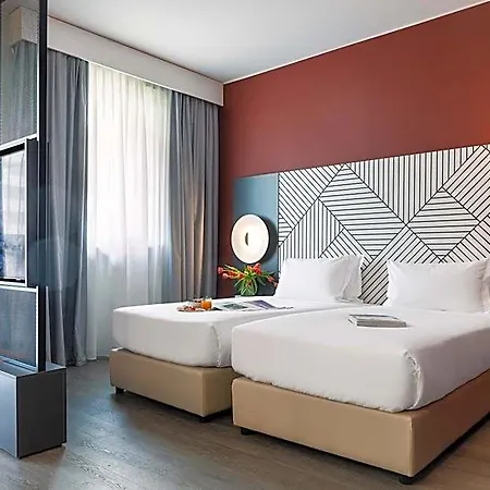 Отель Atahotel Quark Милан