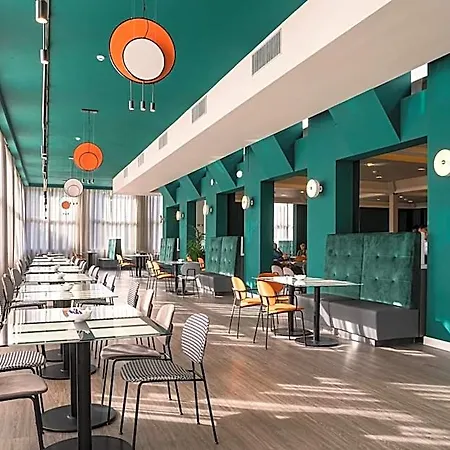 Atahotel Quark Отель 4*