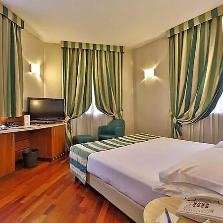 Mirage Sure Collection By Western Hotel