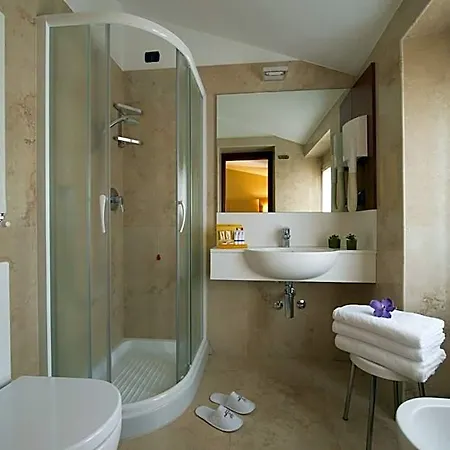 Fenice 3* Milan