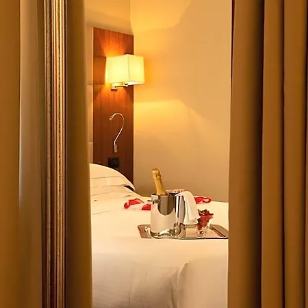Fenice Milan