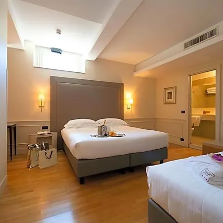 Fenice Milan