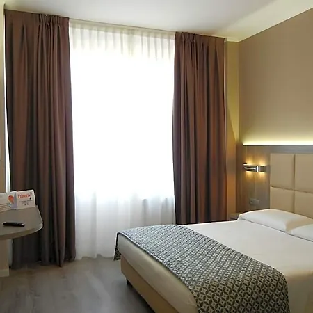 Delle Nazioni 3*