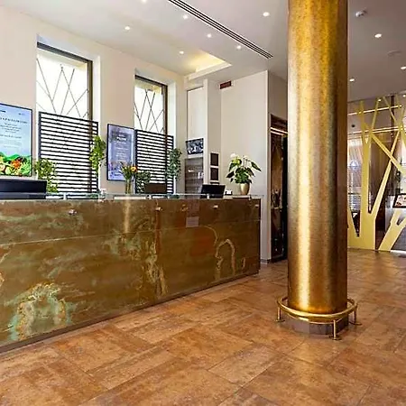 Hotel Western Madison