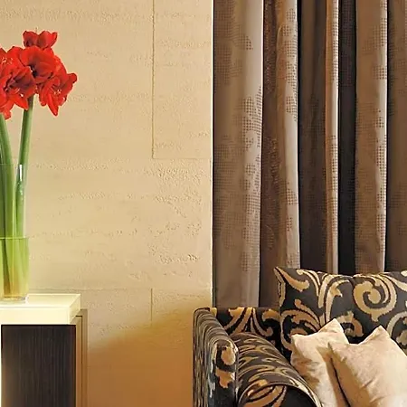 מלון Uptown Palace 4*