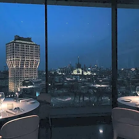 Uptown Palace Hotel 4*