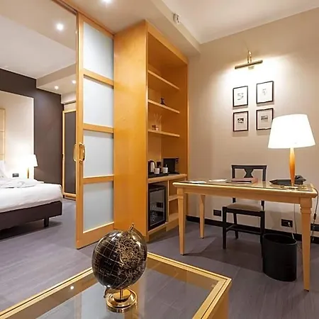 Hotel Life Poliziano, By R Collection 4*