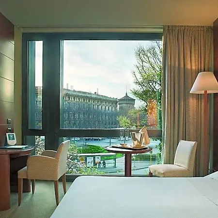 Cusani Hotel