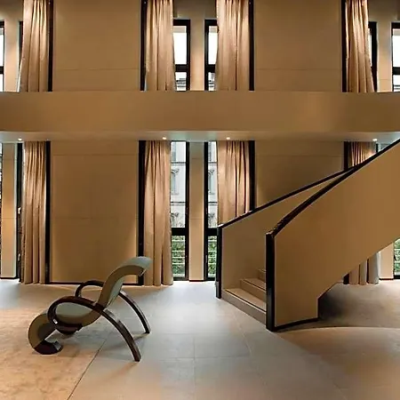 Armani 5* Milano