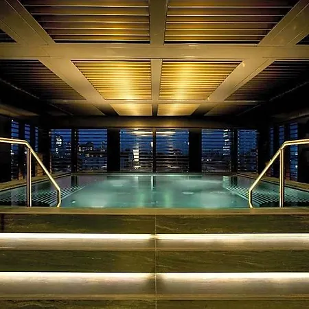 Armani Otel 5*