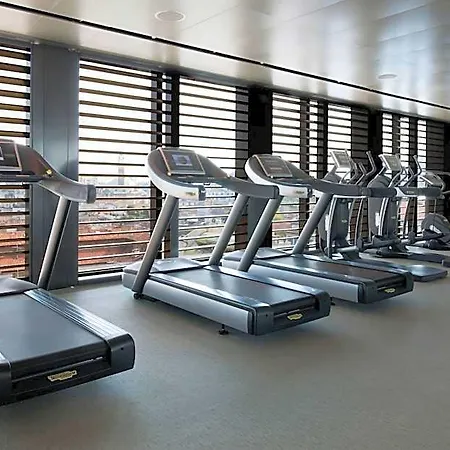 Otel Armani 5*