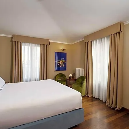 Worldhotel Casati 18 4*