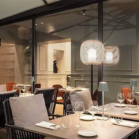 Worldhotel Casati 18