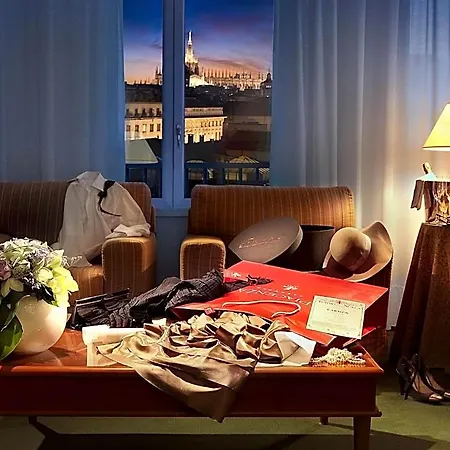 Hotel Cavour Milão
