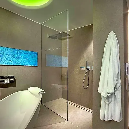 Cavour 4* Milão