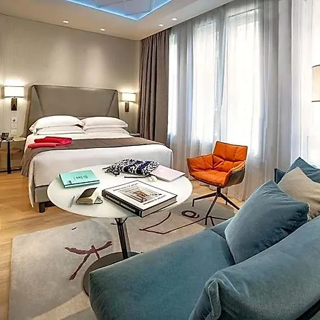 Cavour Hotel 4*