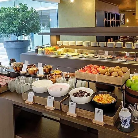 Doubletree By Hilton